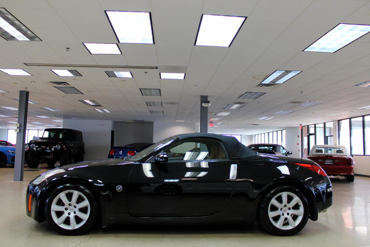 Used 2004 Nissan 350Z Touring image 15