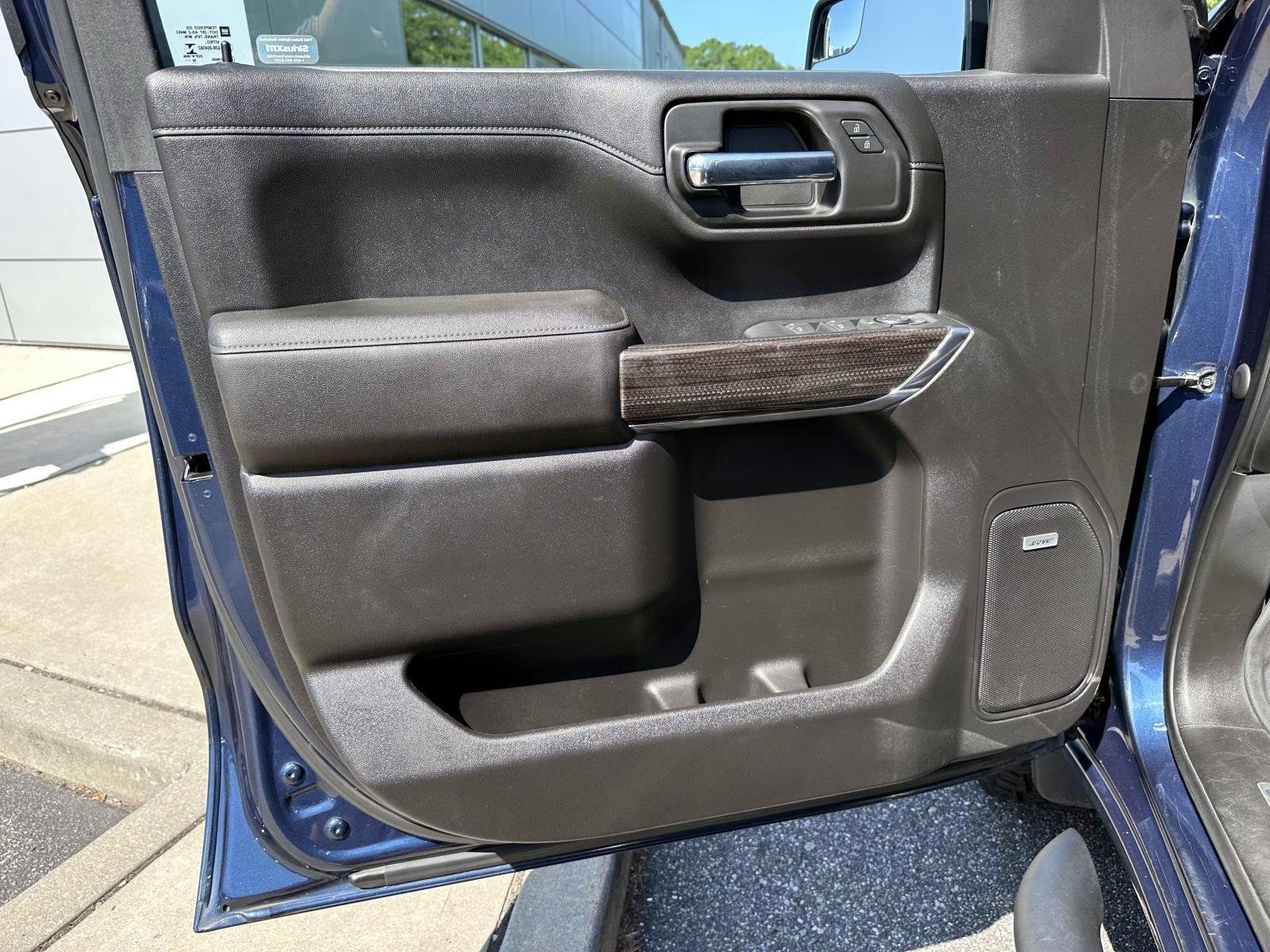 Used 2021 Chevrolet Silverado 1500 LT Trail Boss w/ Convenience Package II AWD/4WD image 9