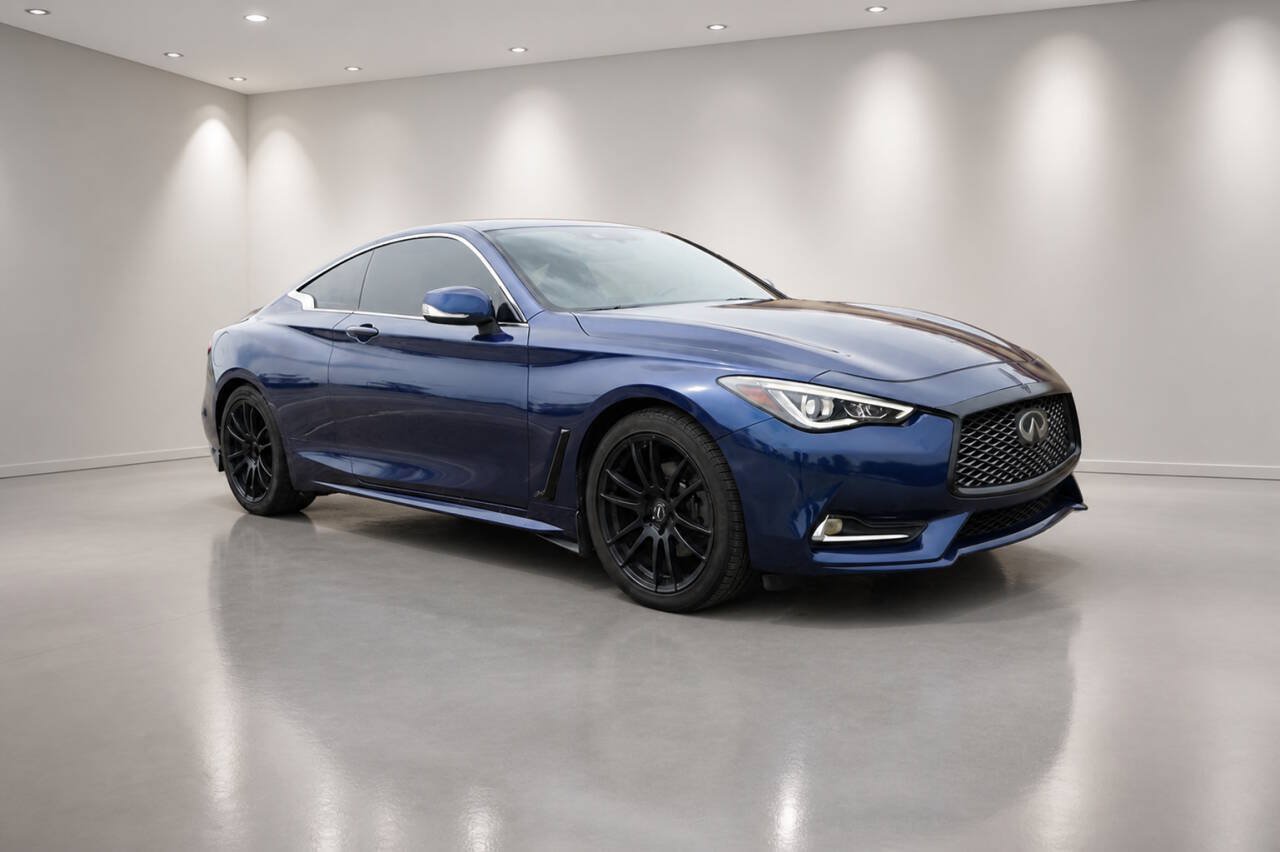 Used 2019 INFINITI Q60 3.0t Luxe AWD/4WD image 2