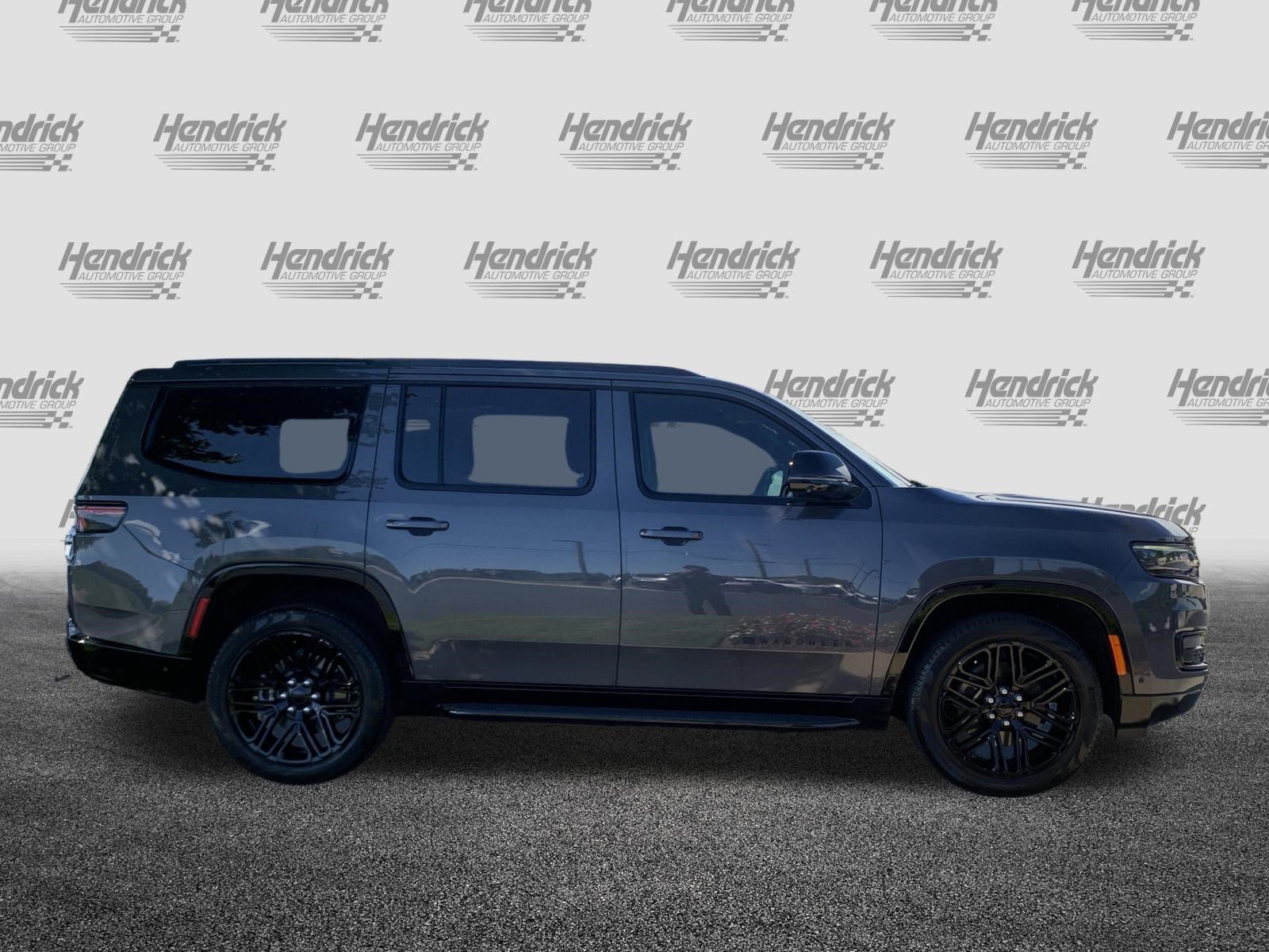 Used 2024 Jeep Wagoneer Series II w/ Convenience Group I RWD image 15
