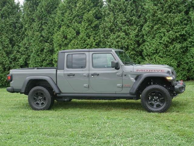 Used 2022 Jeep Gladiator Mojave w/ Cold Weather Group AWD/4WD image 8