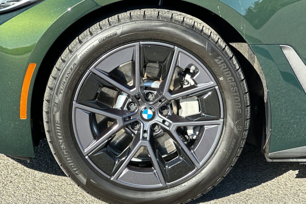 Used 2023 BMW i4 eDrive35 image 32