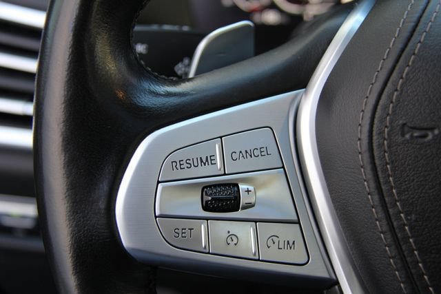 Used 2019 BMW X7 xDrive40i w/ Cold Weather Package AWD/4WD image 22