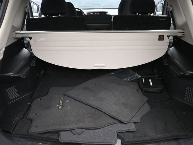 Used 2018 Nissan Rogue SV image 17