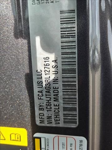 Used 2024 Jeep Gladiator Sport image 23