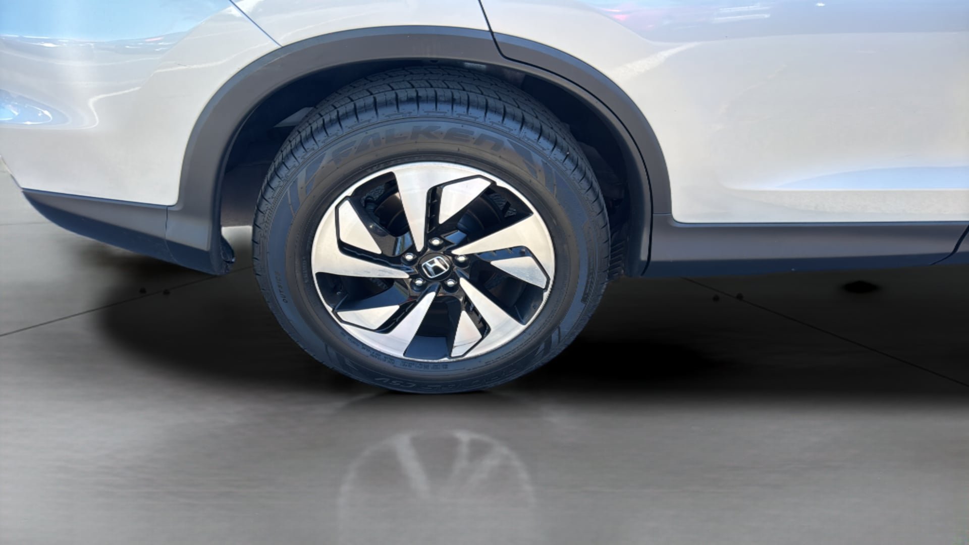 Used 2015 Honda CR-V Touring image 35