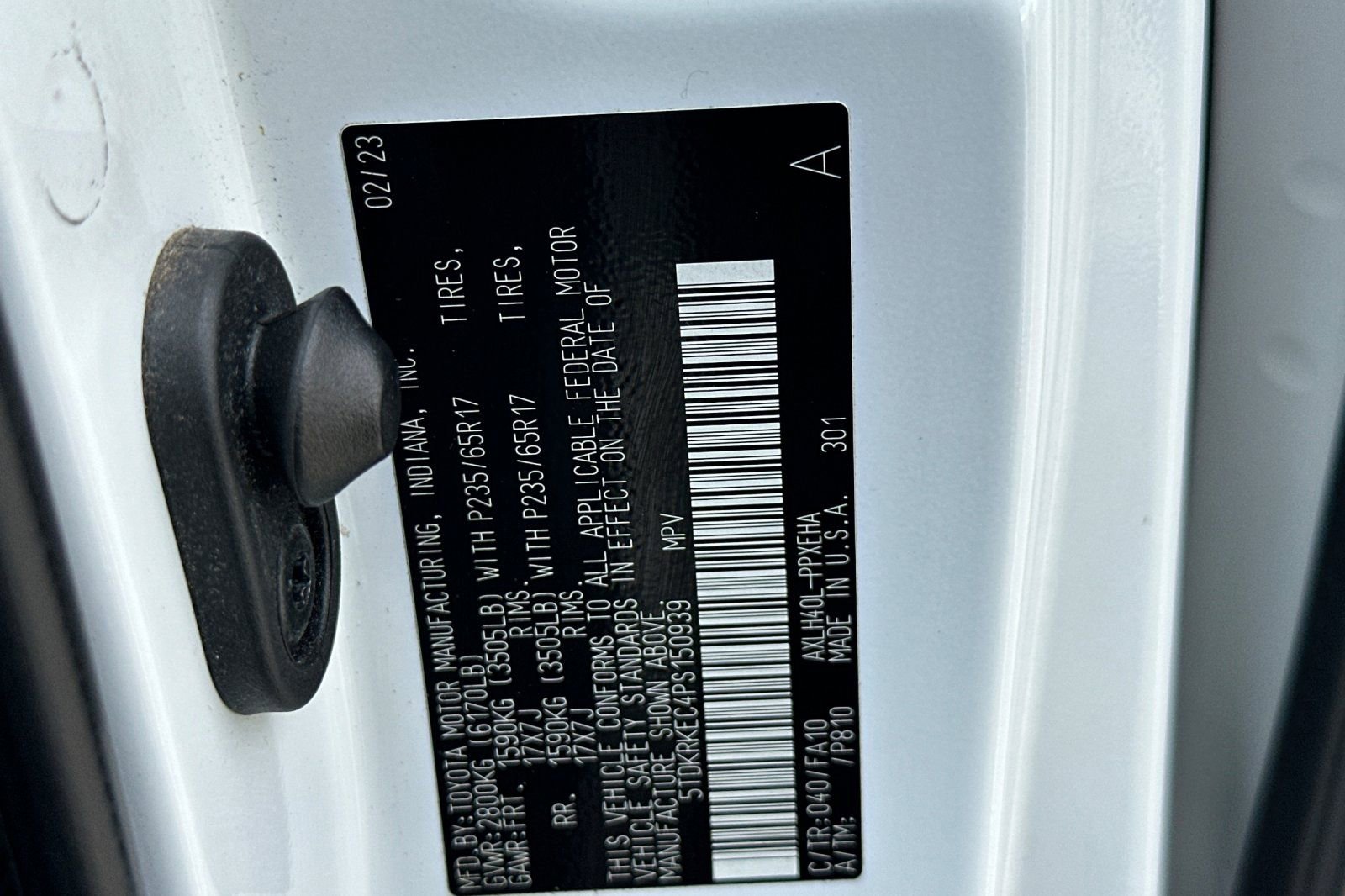 Certified 2023 Toyota Sienna LE FWD image 30