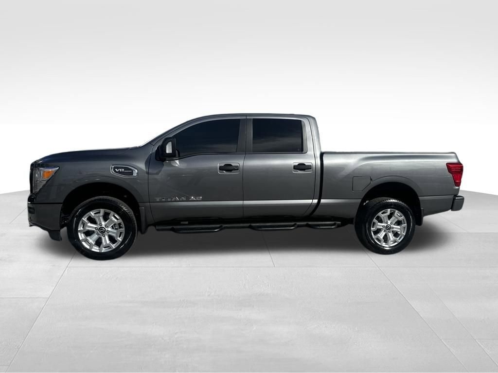 Used 2024 Nissan Titan SV w/ SV Convenience Package image 4