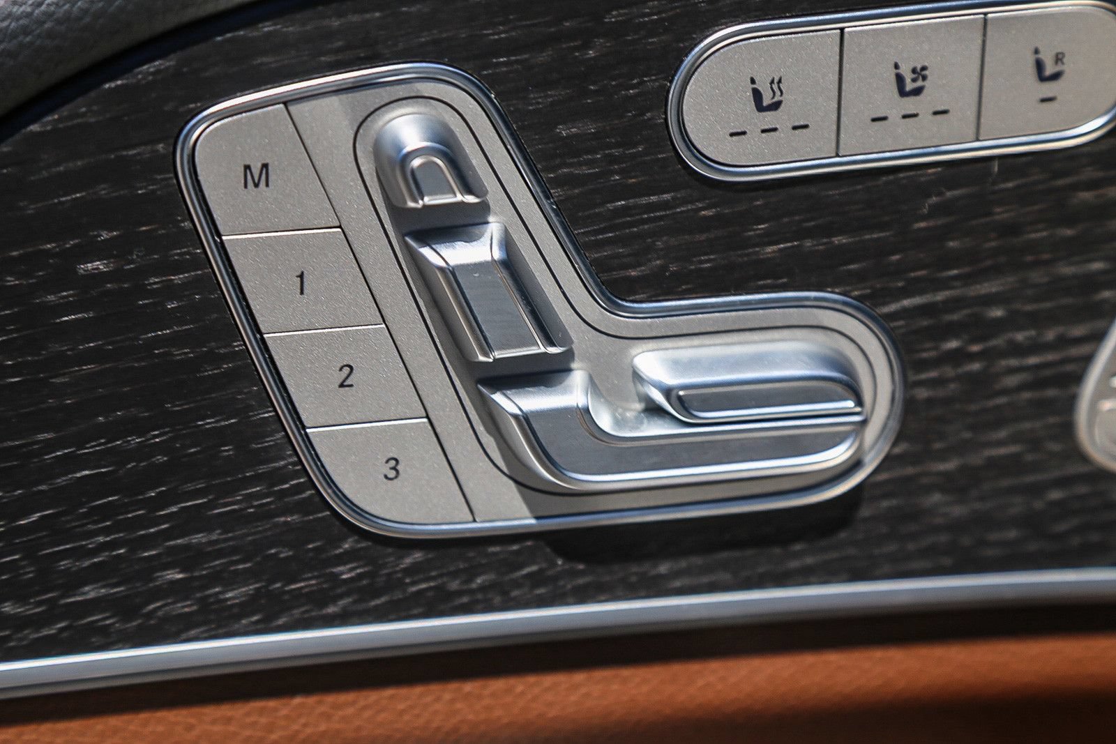 Certified 2024 Mercedes-Benz GLE 350 4MATIC image 20