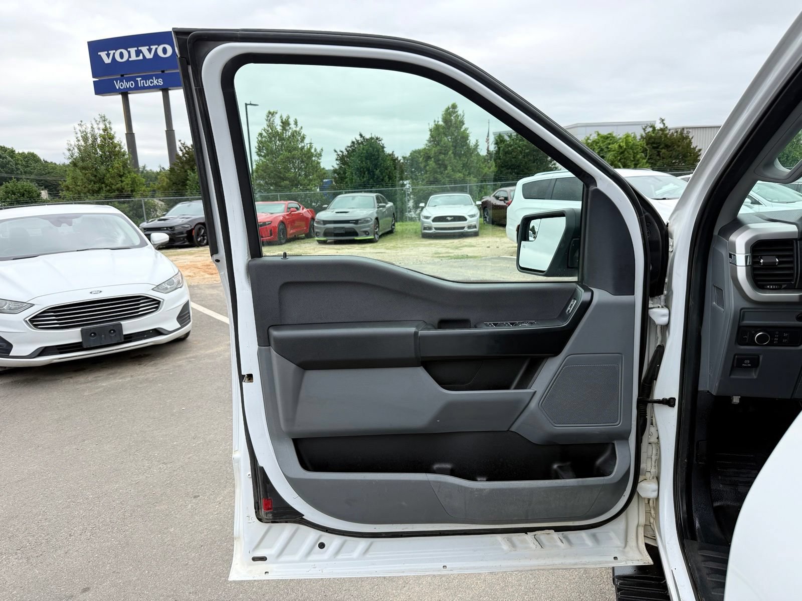 Used 2021 Ford F150 XL w/ Equipment Group 101A High AWD/4WD image 16