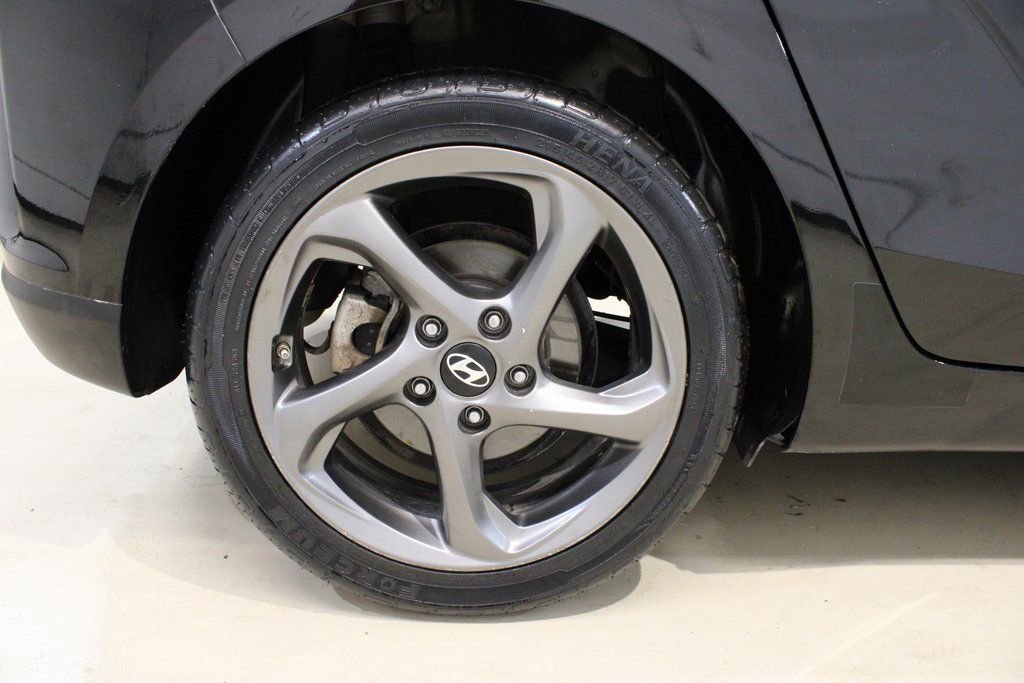 Used 2019 Hyundai Veloster 2.0 image 12