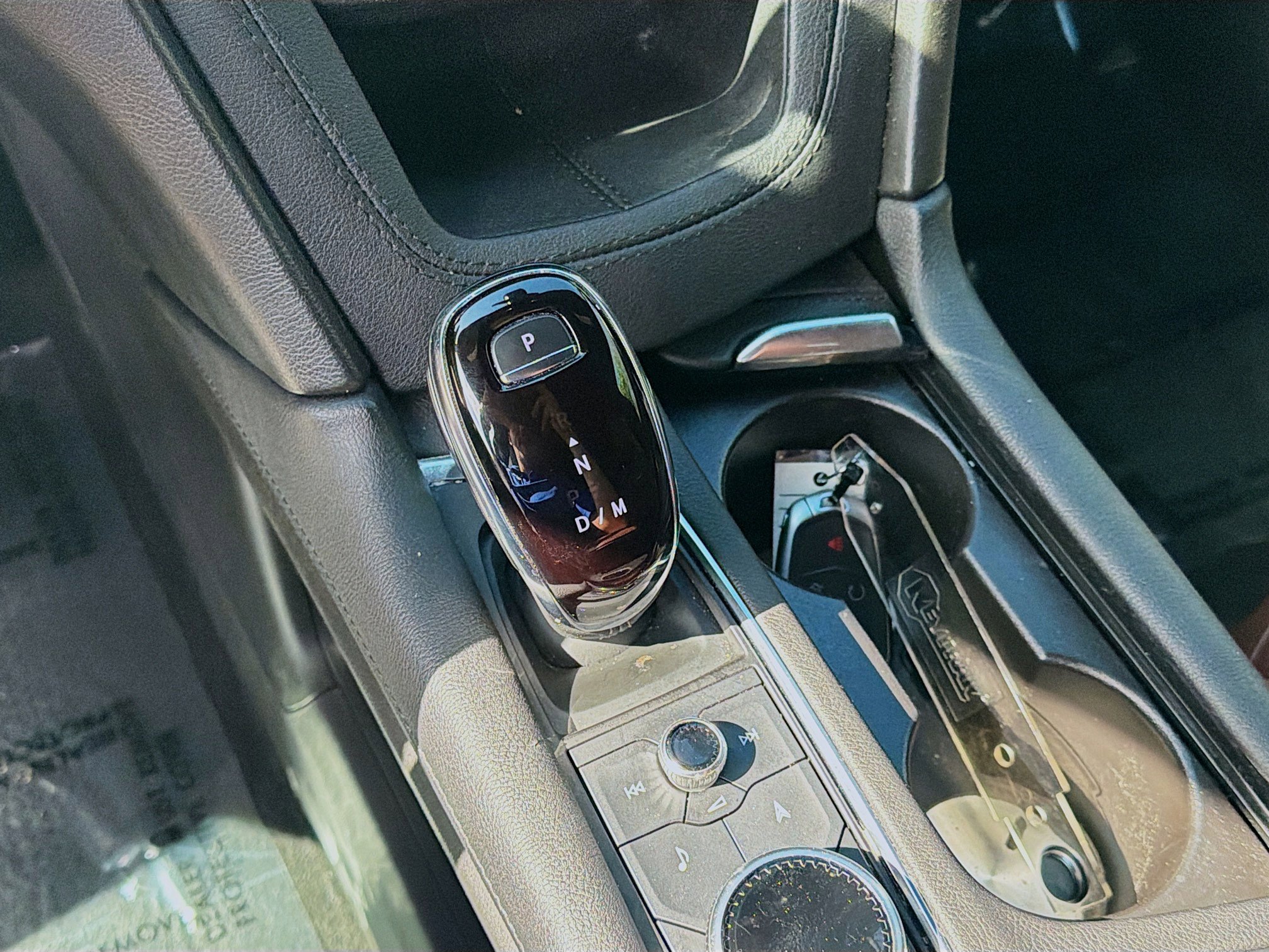 Used 2023 Cadillac XT5 Premium Luxury image 16