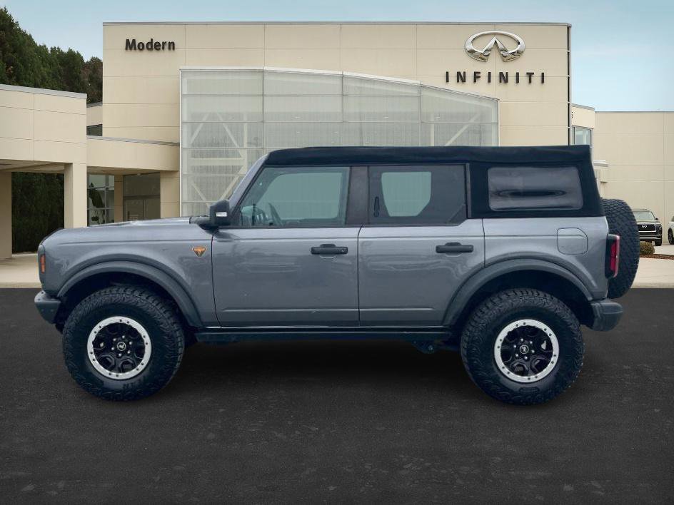 Used 2021 Ford Bronco Badlands image 8