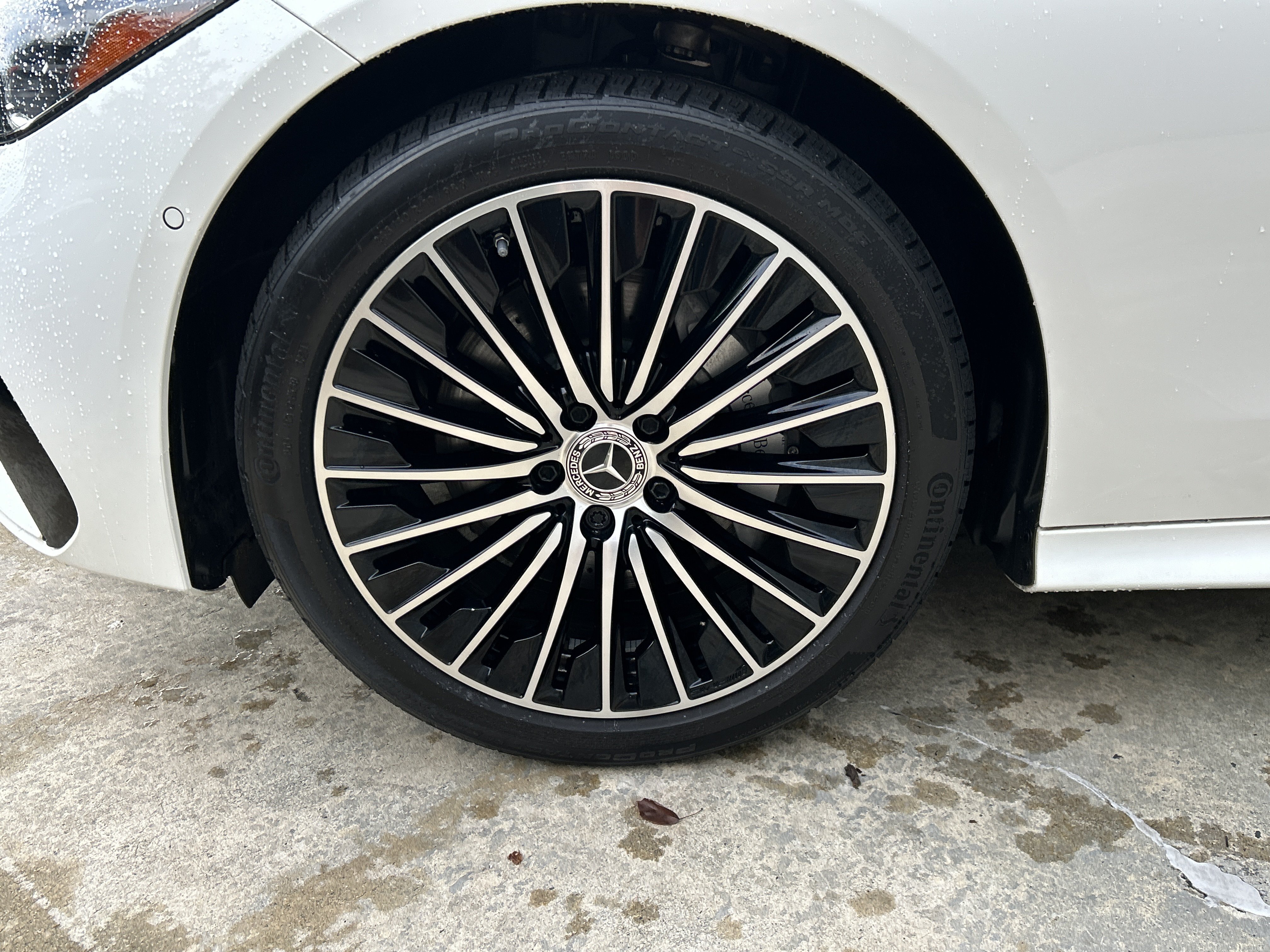 Certified 2025 Mercedes-Benz CLE 300 4MATIC Coupe image 15