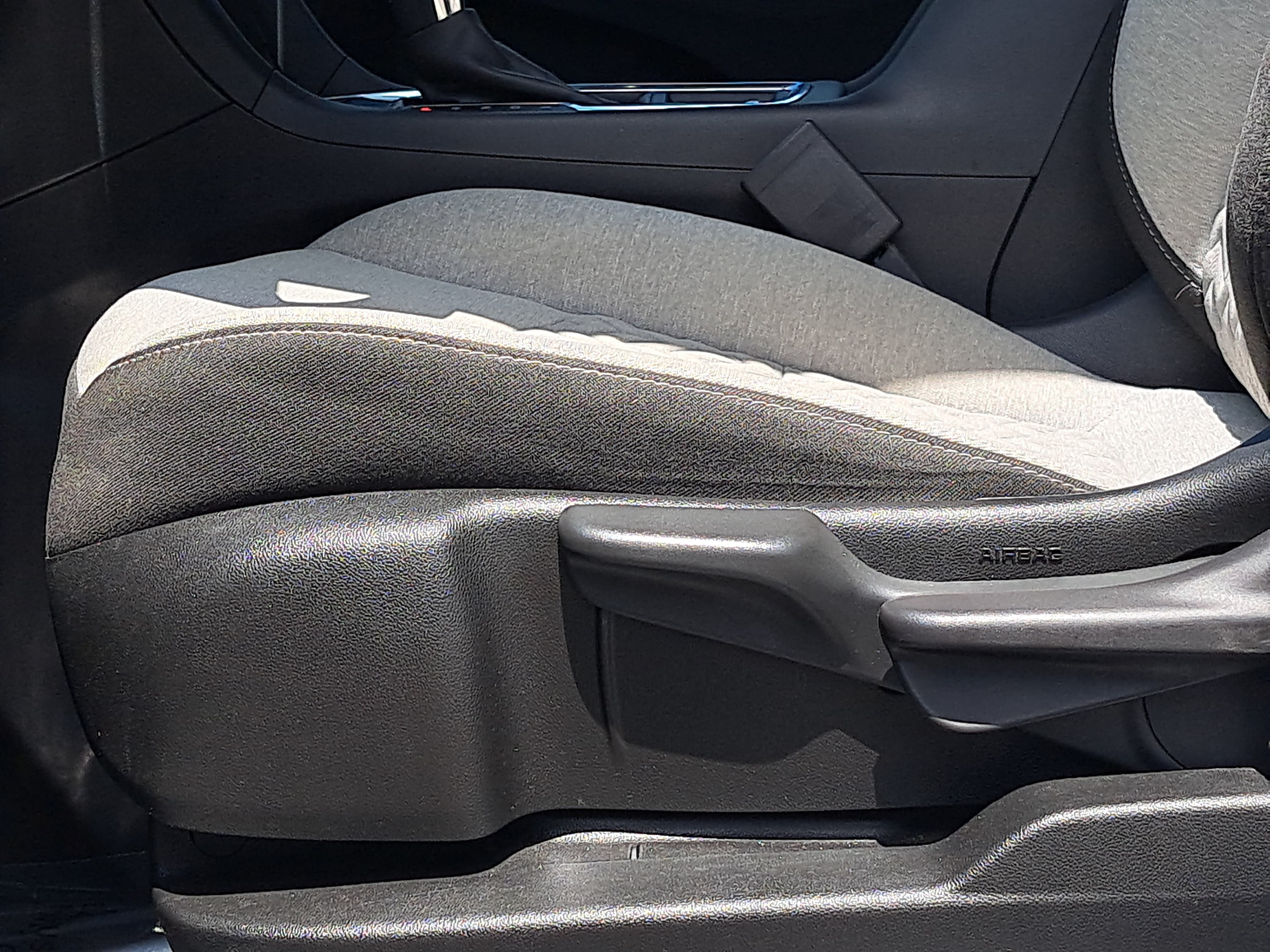 Used 2023 Chevrolet Equinox LS FWD image 26