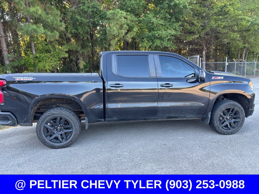 Used 2023 Chevrolet Silverado 1500 LT Trail Boss w/ LT Trail Boss Premium Package AWD/4WD image 9