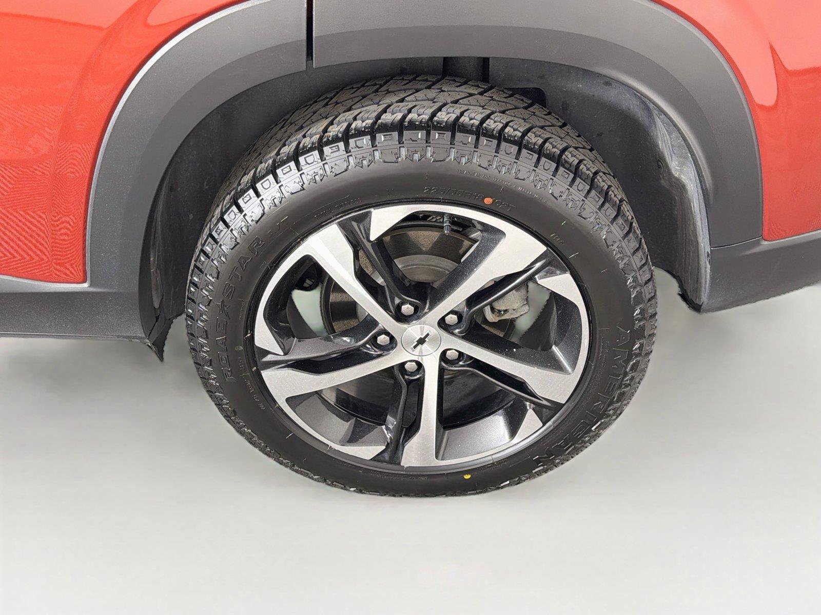 Used 2024 Chevrolet Trax RS w/ Driver Confidence Package FWD image 34