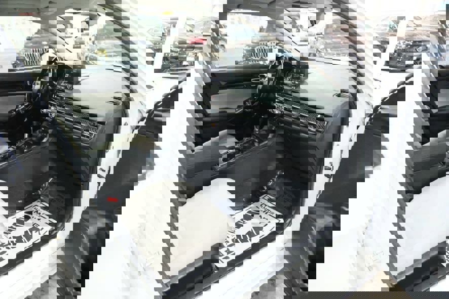 Used 2023 Honda Civic EX image 28