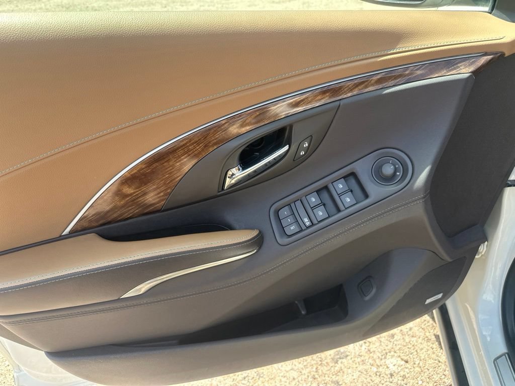 Used 2014 Buick LaCrosse Premium w/ Driver Confidence Package FWD image 11