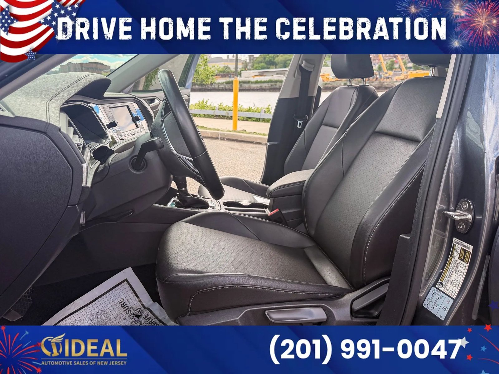 Used 2019 Volkswagen Jetta SE w/ Cold Weather Package FWD image 12