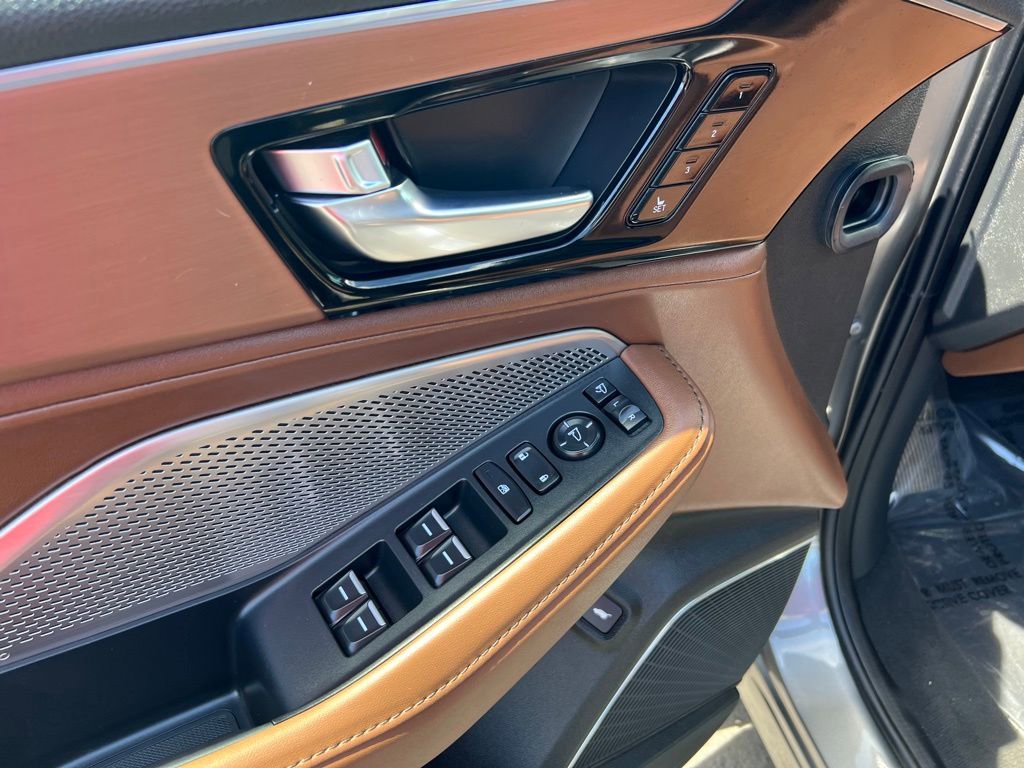 Certified 2024 Acura MDX SH-AWD w/ Technology Package image 12