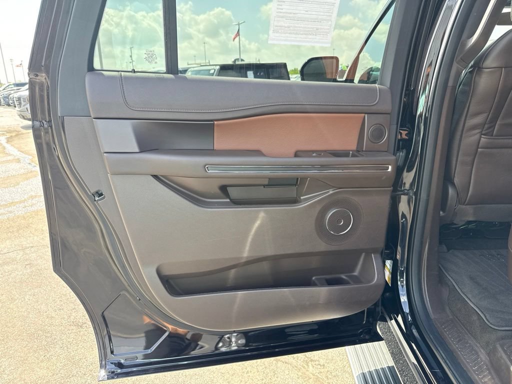 Used 2024 Ford Expedition Max King Ranch AWD/4WD image 28