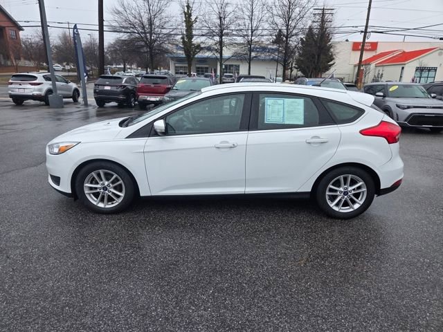 Used 2018 Ford Focus SE w/ Cold Weather Package image 24