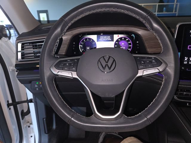 Used 2024 Volkswagen Atlas SEL AWD/4WD image 14