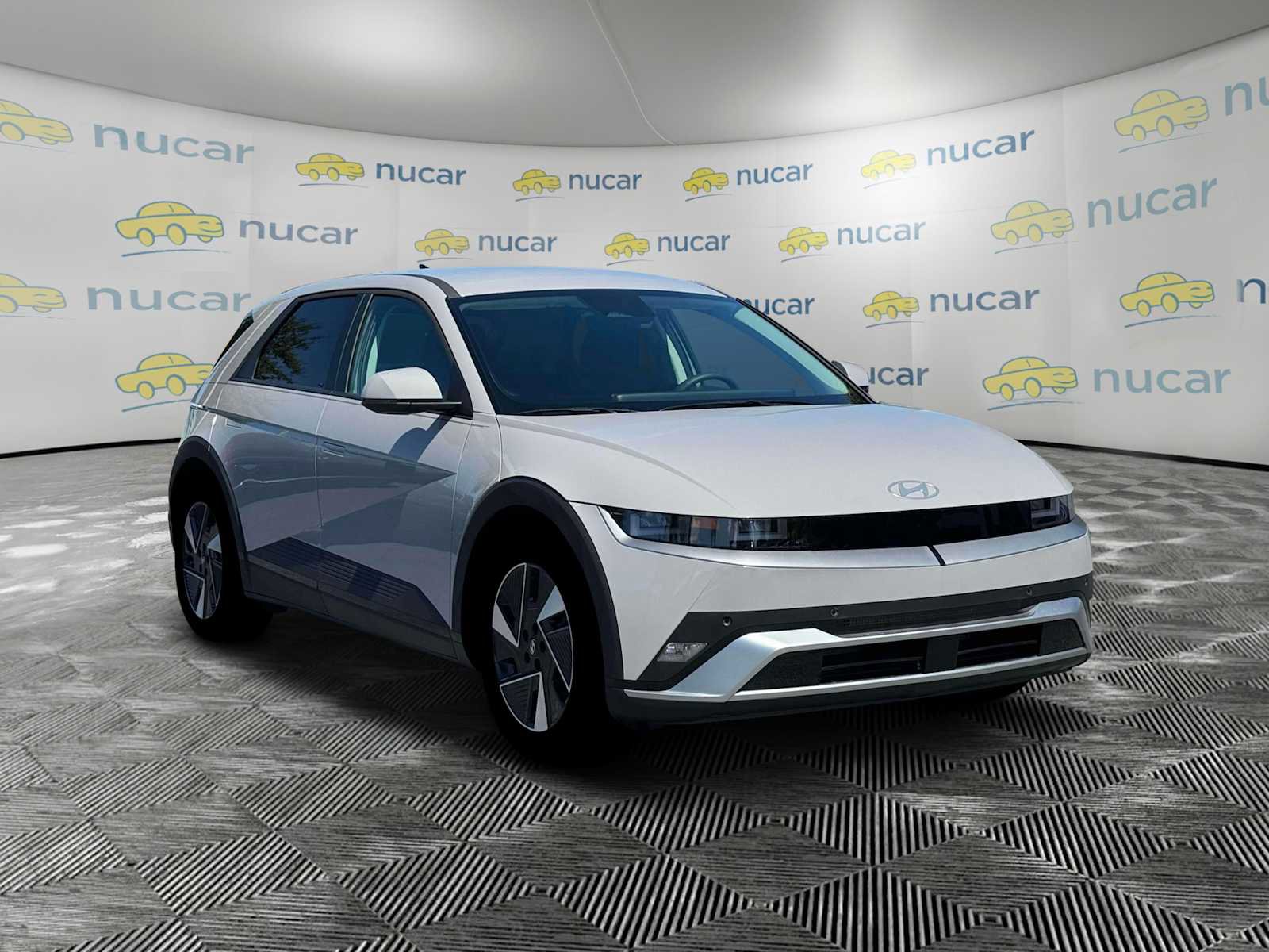 New 2025 Hyundai Ioniq 5 SE