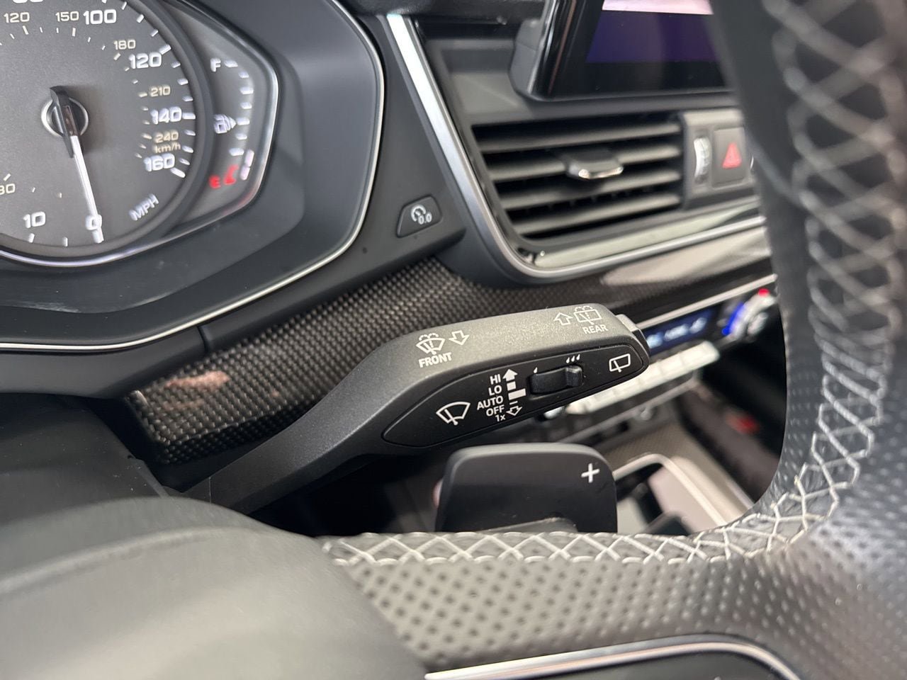 Used 2024 Audi SQ5 Premium image 22