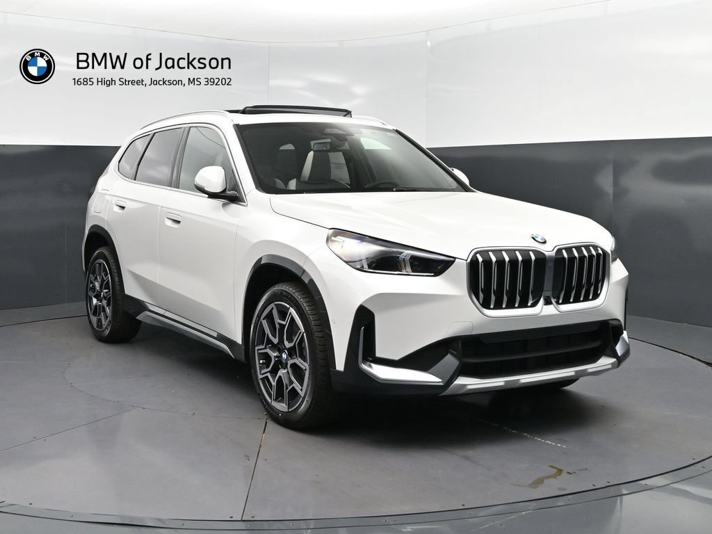 New 2026 BMW X1 xDrive28i w/ Technology Package AWD/4WD image 9