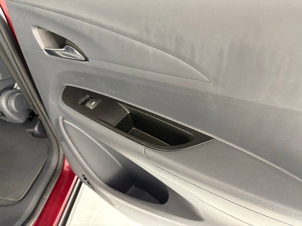 Used 2021 Chevrolet Bolt LT image 41