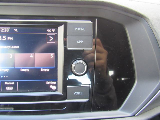 Used 2023 Volkswagen Jetta Sport image 38