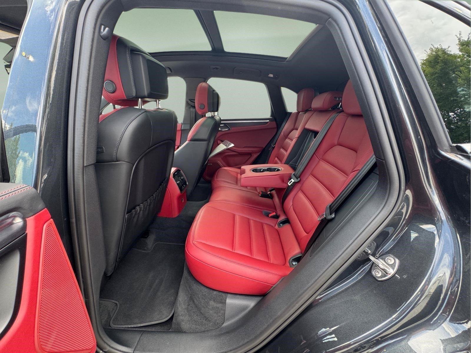 Used 2024 Porsche Macan GTS AWD/4WD image 15