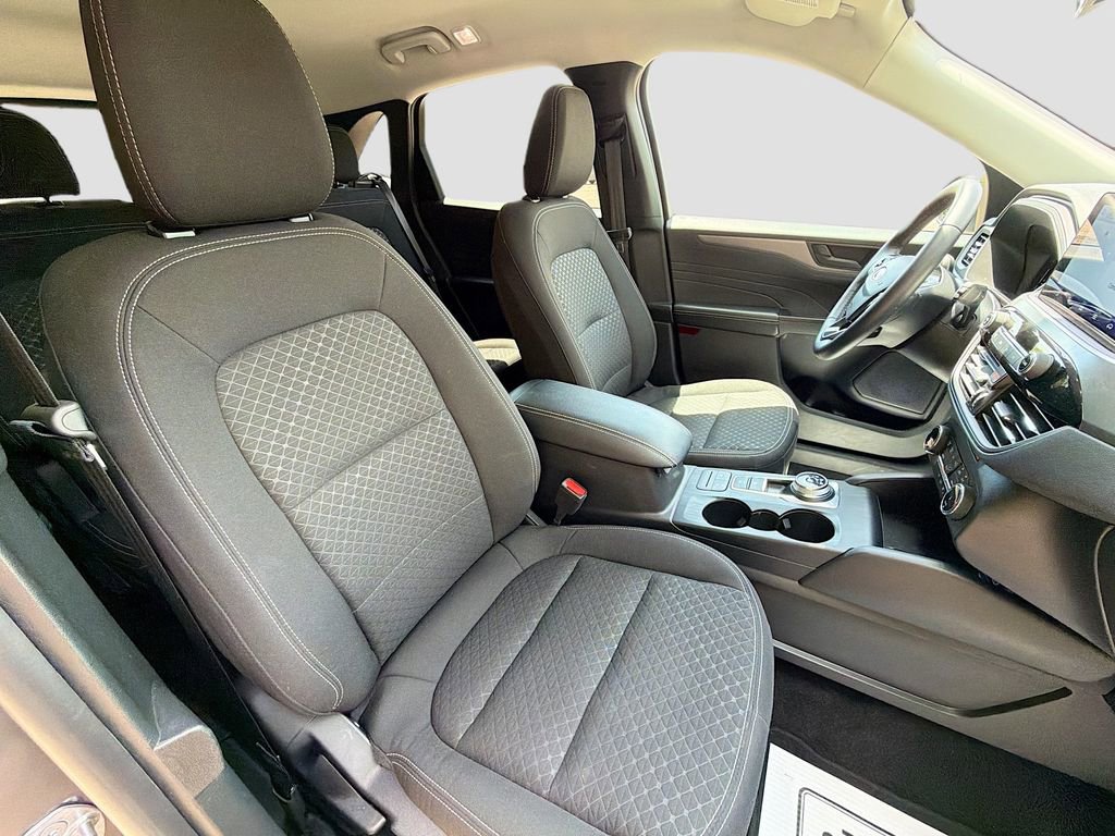 Used 2024 Ford Escape Active AWD/4WD image 29