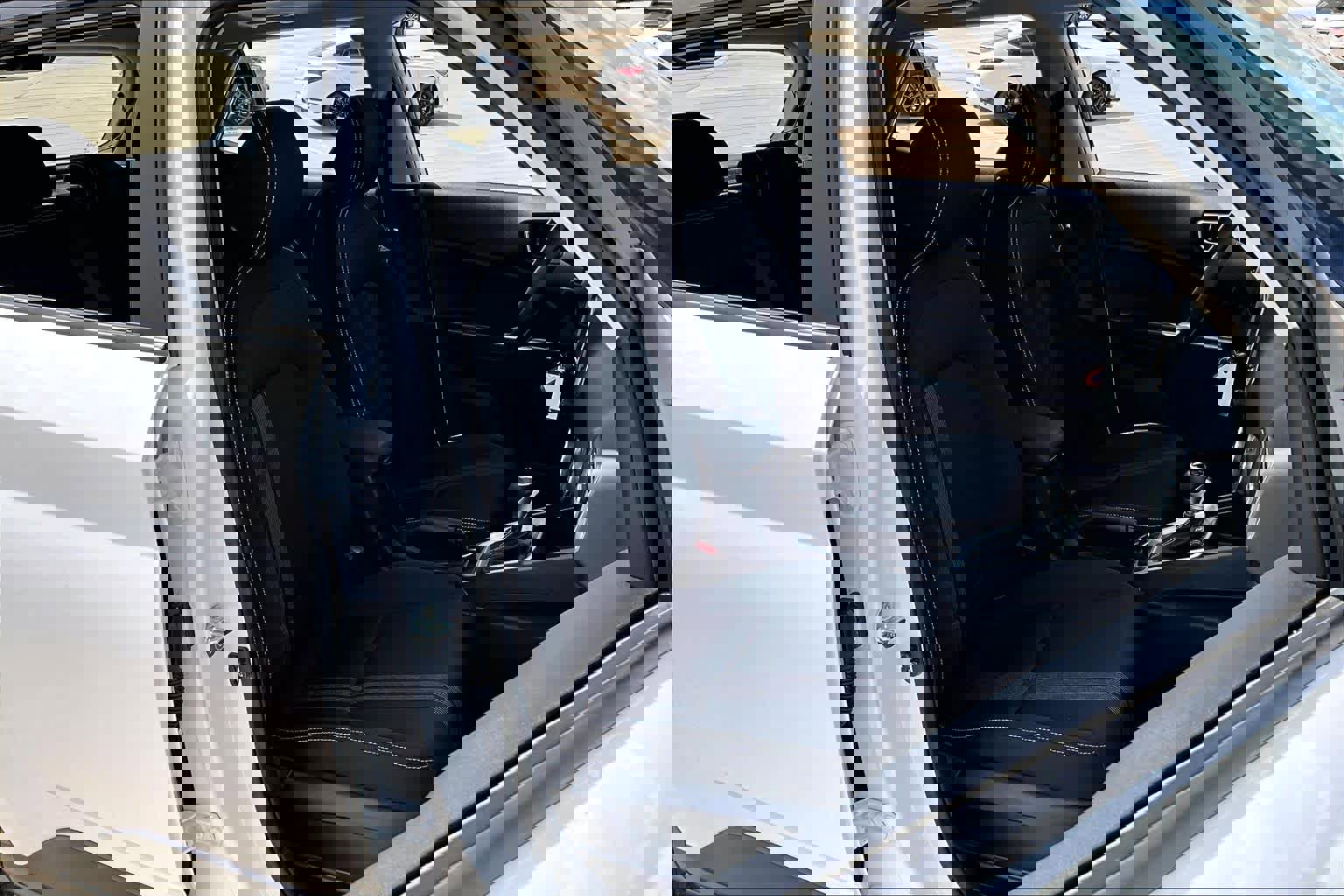 Used 2023 Hyundai Venue SEL w/ Cargo Package image 9