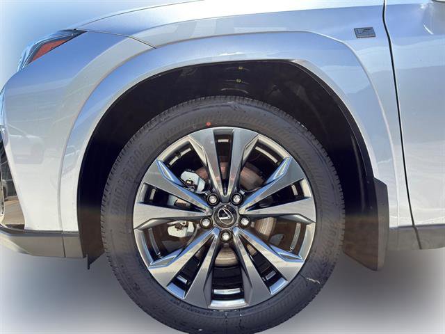 New 2026 Lexus UX 300h FWD image 4