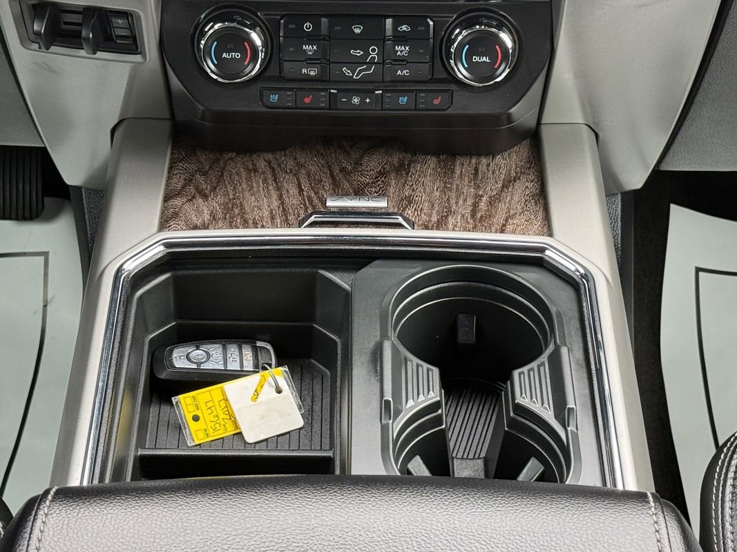 Used 2017 Ford F250 Lariat w/ Lariat Ultimate Package image 31