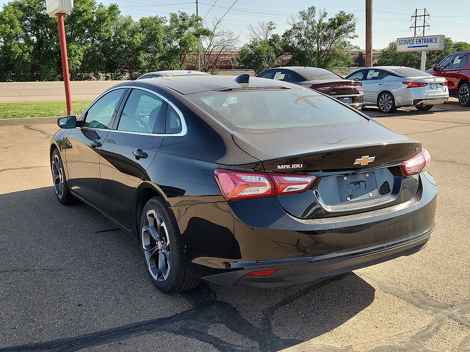 Used 2022 Chevrolet Malibu LT image 3