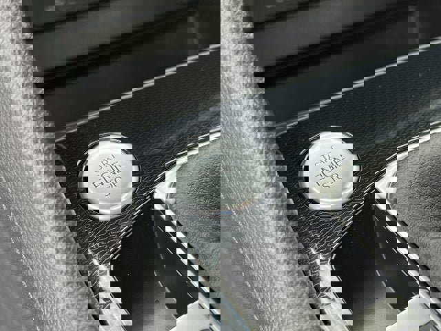 New 2025 Volkswagen Taos SE image 21