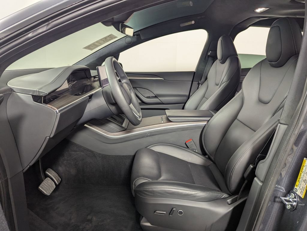 Used 2024 Tesla Model X image 4