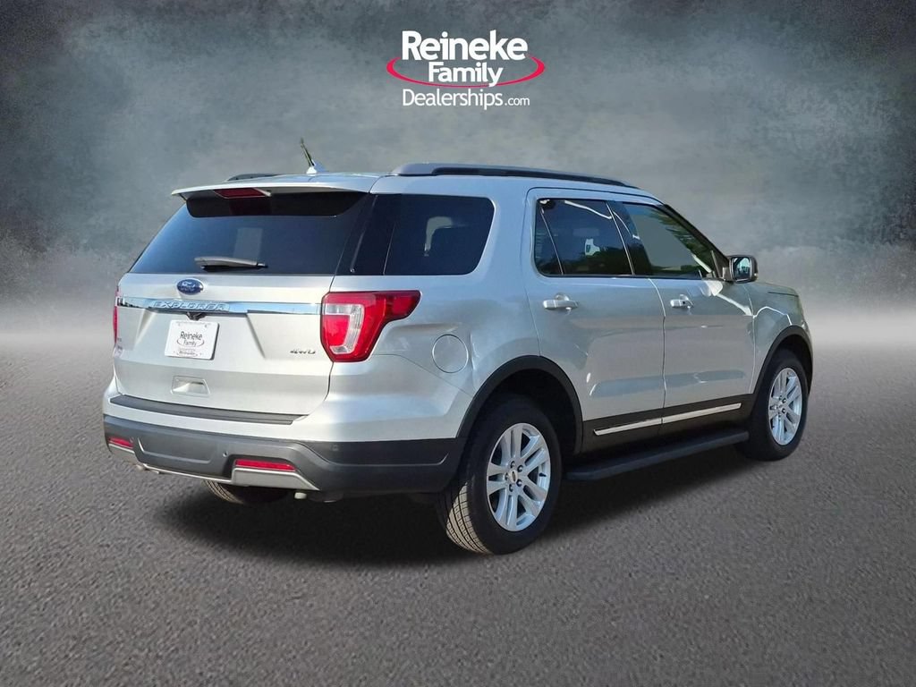 Used 2019 Ford Explorer XLT w/ Equipment Group 202A AWD/4WD image 5