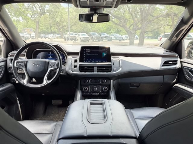 Used 2022 Chevrolet Suburban Z71 w/ Luxury Package AWD/4WD image 16