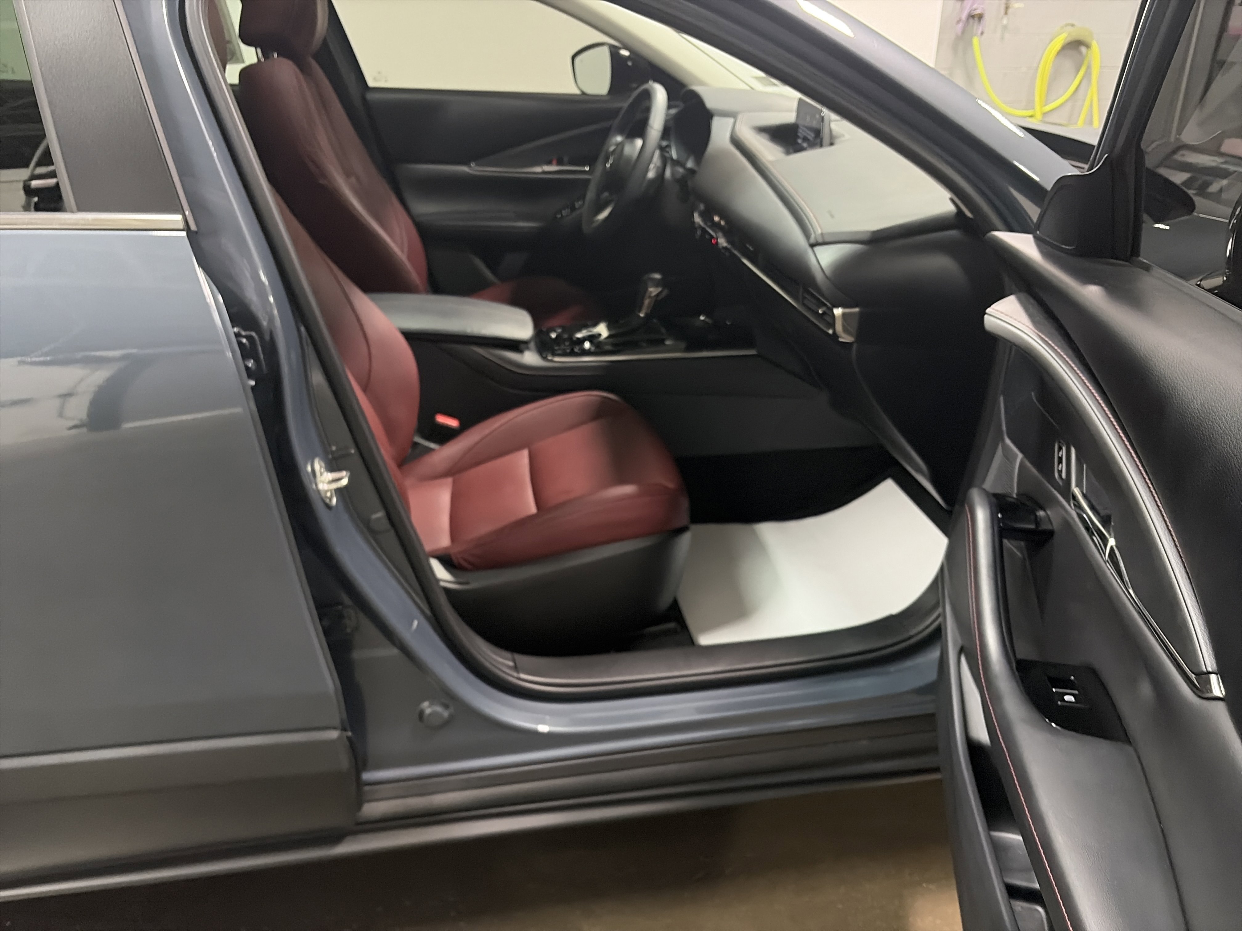 Used 2024 MAZDA CX-30 AWD 2.5 S w/ Preferred Package image 33