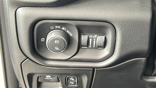 Used 2026 RAM 1500 Laramie w/ Night Edition AWD/4WD image 20