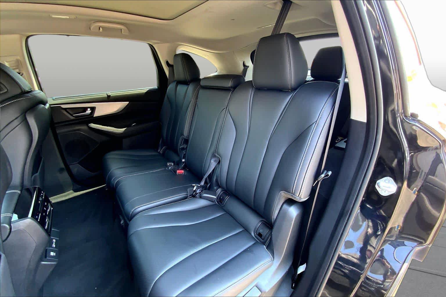 Used 2024 Acura MDX w/ Technology Package FWD image 21