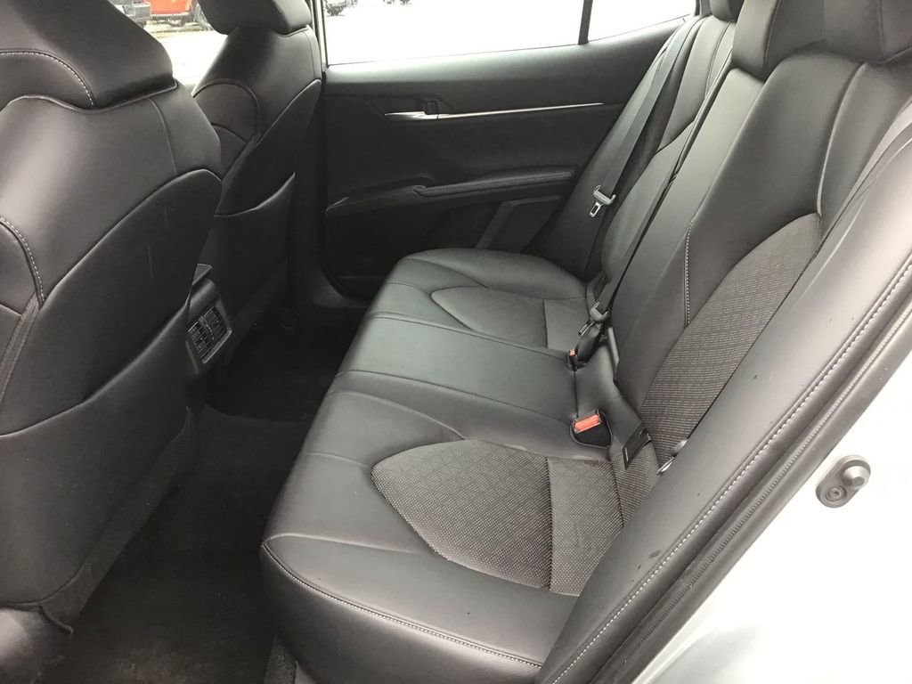 Used 2023 Toyota Camry XSE image 17