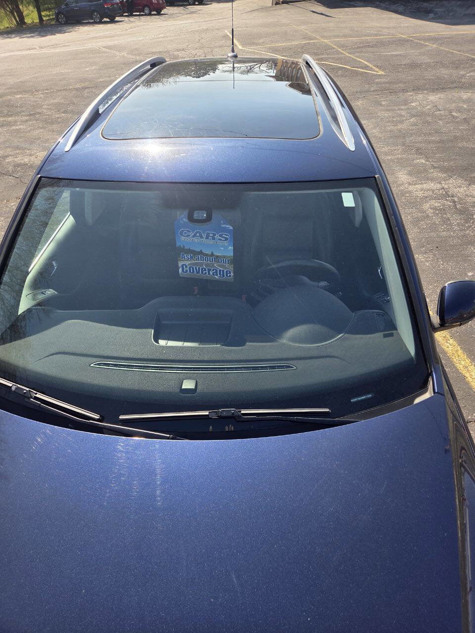 Used 2011 Volkswagen Tiguan SE image 13