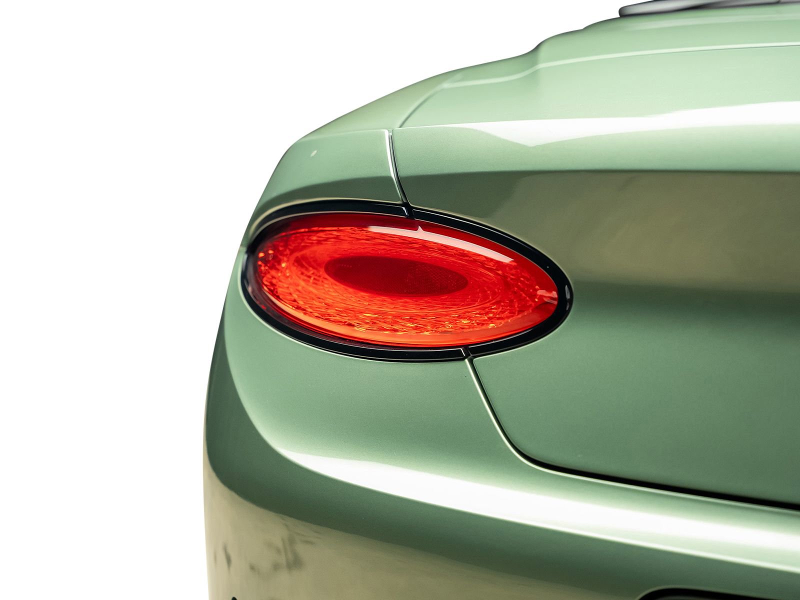 Used 2021 Bentley Continental GT image 18