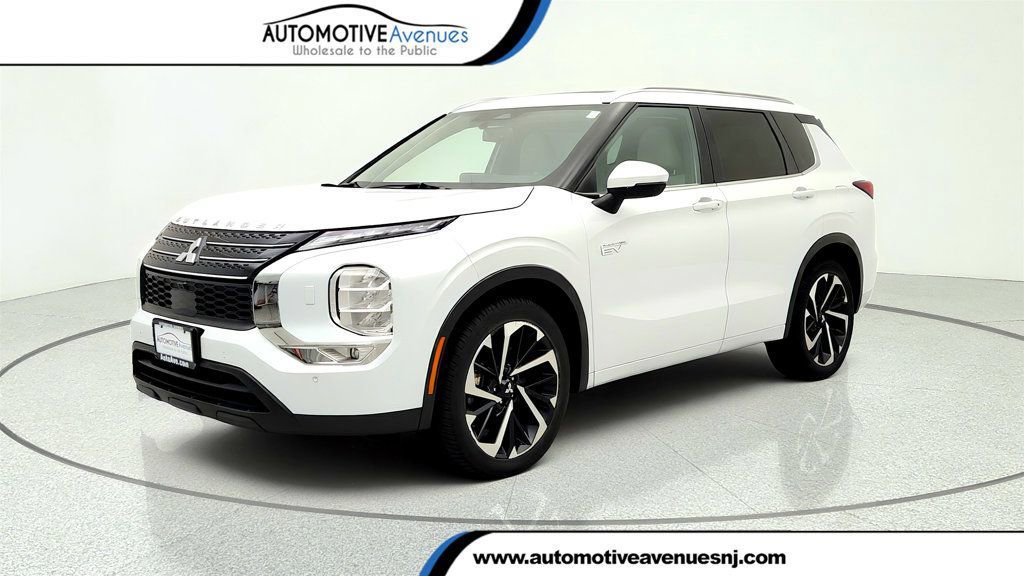 Used 2023 Mitsubishi Outlander SEL